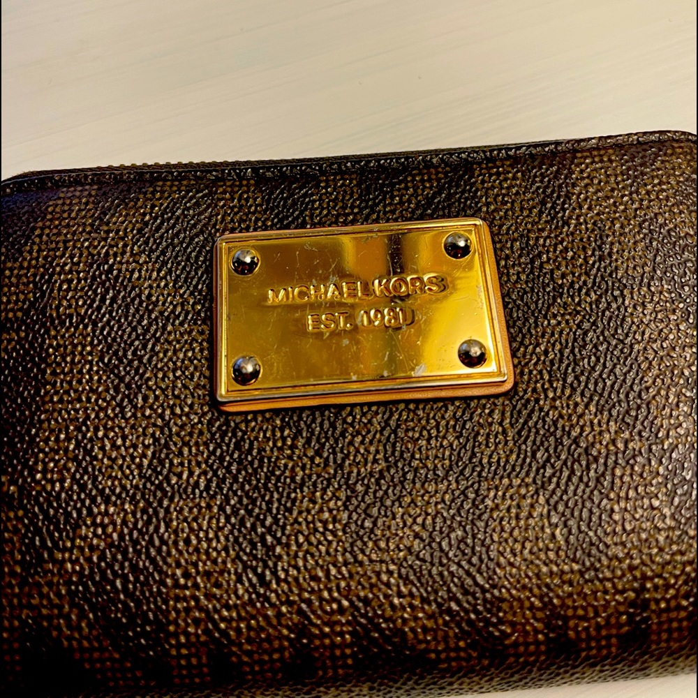 MK wallet